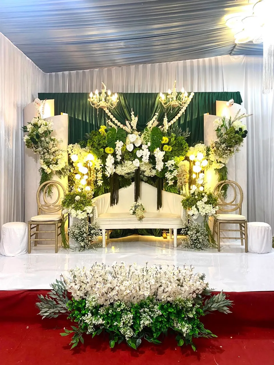 Grand Royal Pelaminan Stage